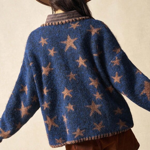 Blue Boho Style Women's Star Jacquard Knit Cardigan - Picture 2 of 8